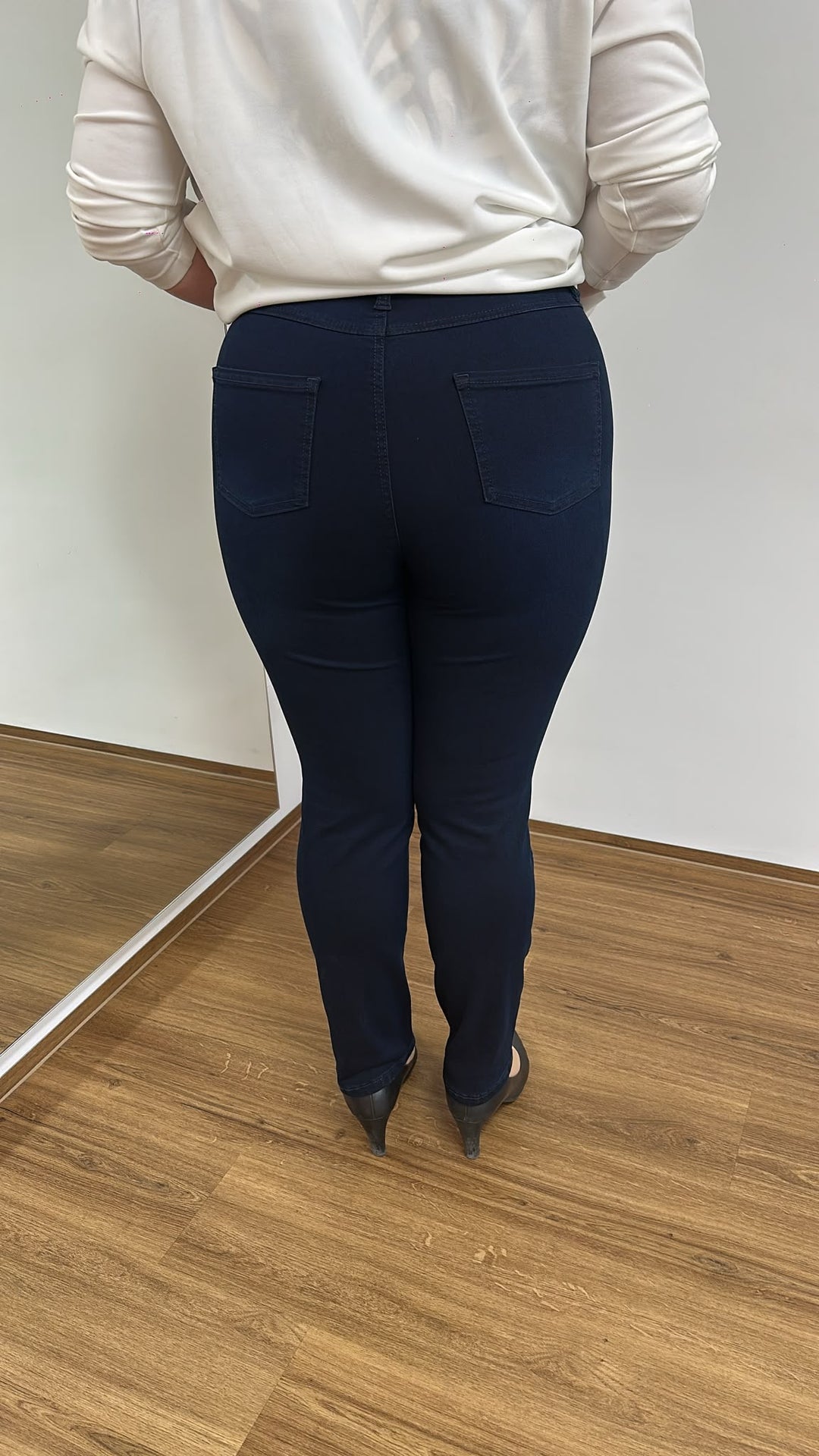 Wunderjeans High Waist Blue Denim Gr. 36-52 grades Bein - Vera Meyer