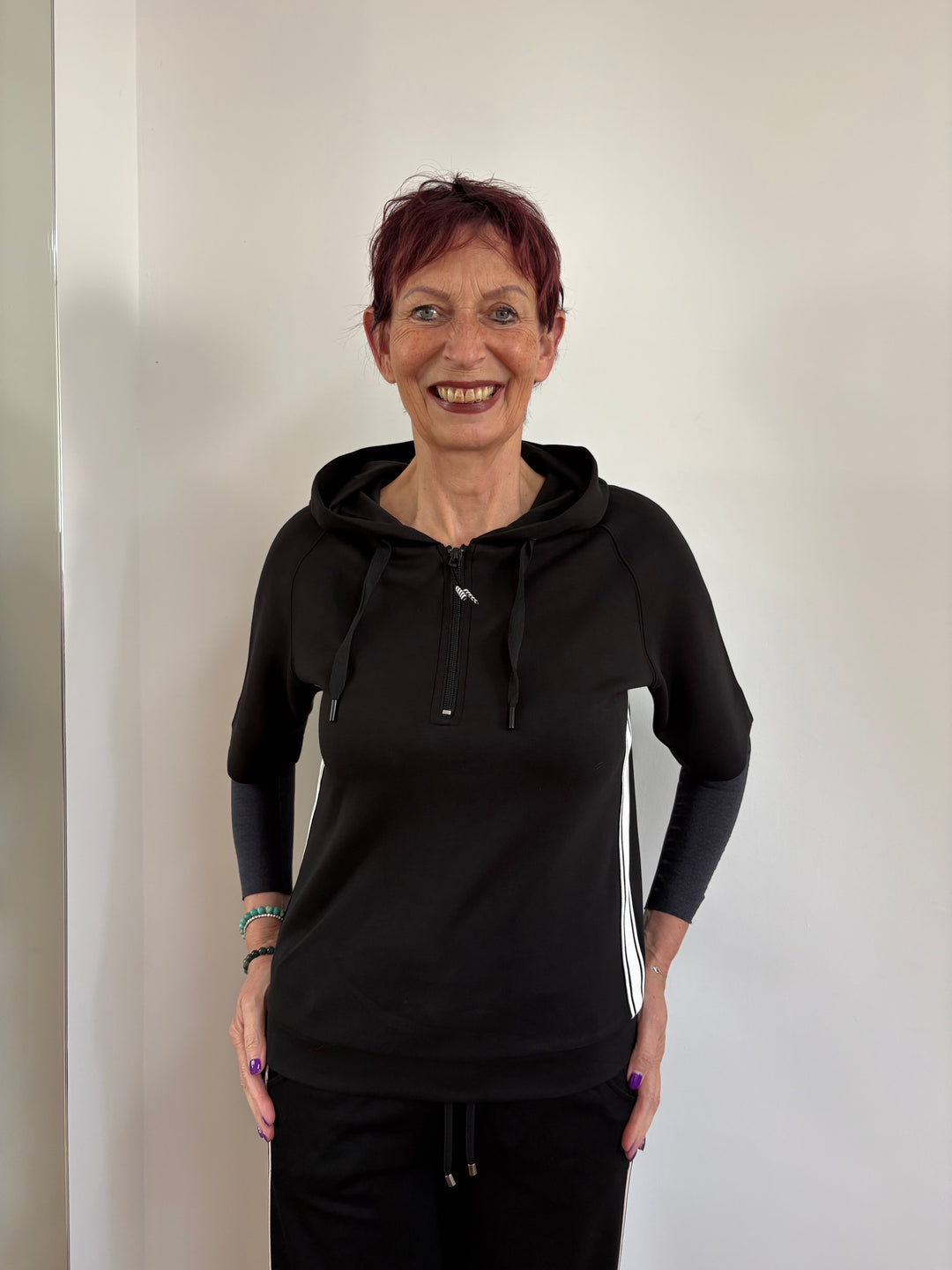 Kurzarm Sweatshirt mit Kapuze - Vera Meyer