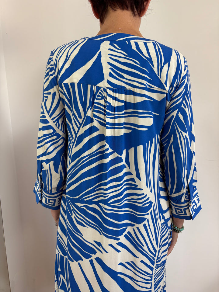 Blaues Kleid V-Ausschnitt Palmenmuster - Vera Meyer