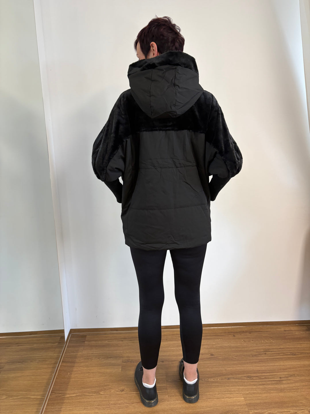 Cool autumn/winter jacket with hood - Vera Meyer