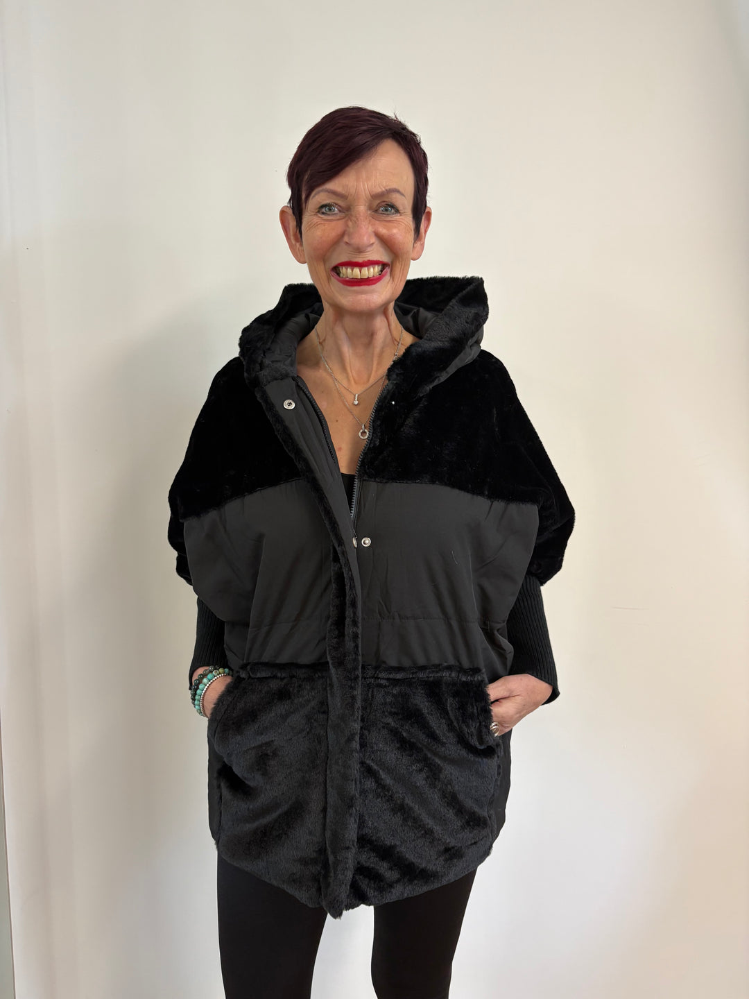 Cool autumn/winter jacket with hood - Vera Meyer