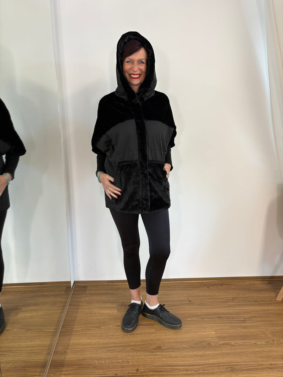 Cool autumn/winter jacket with hood - Vera Meyer